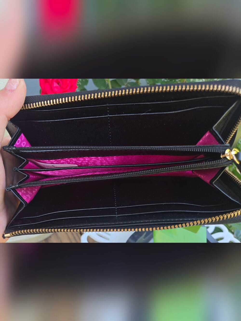 kate spade Black Bow Zip Wallet with Gold Accent New With Tags - Picture 7 of 12